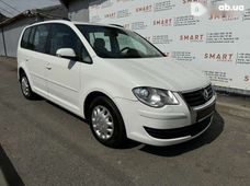 Продаж вживаних Volkswagen Touran в Києві - купити на Автобазарі