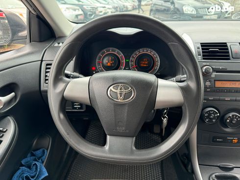 Toyota Corolla 2010 серый - фото 90