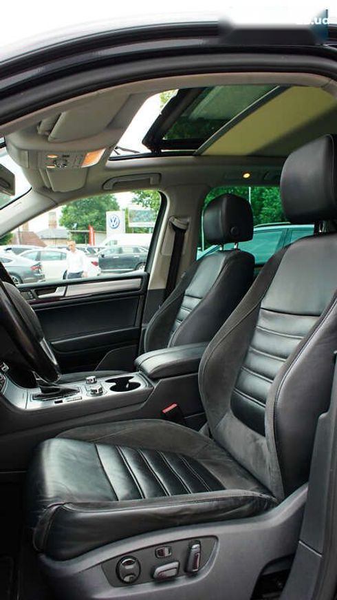 Volkswagen Touareg 2014 - фото 17
