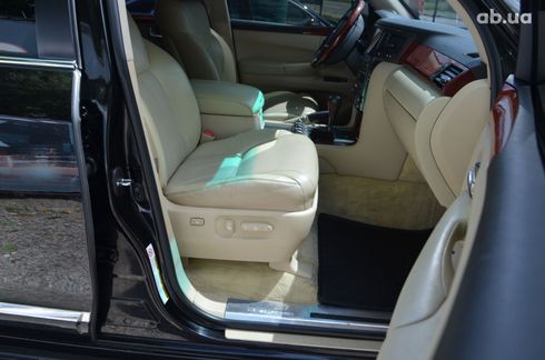 Lexus LX 2008 черный - фото 17