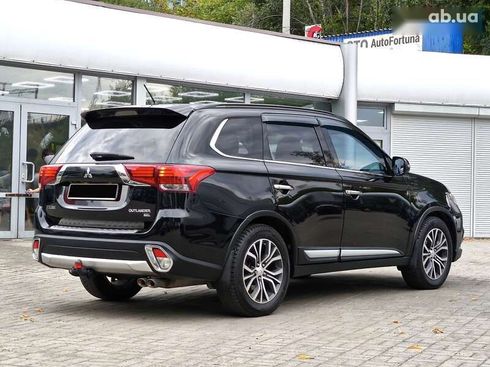 Mitsubishi Outlander 2016 - фото 5