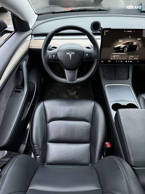 Tesla Model 3 2022 - фото 23