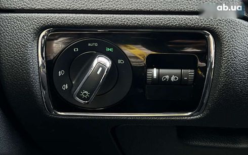 Skoda Superb 2011 - фото 17