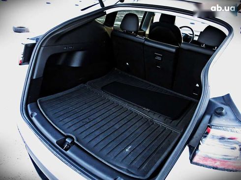 Tesla Model Y 2021 - фото 17