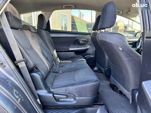 Toyota Prius V 2015 - фото 28