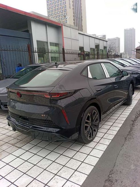 Volkswagen ID. Unyx 2024 - фото 4