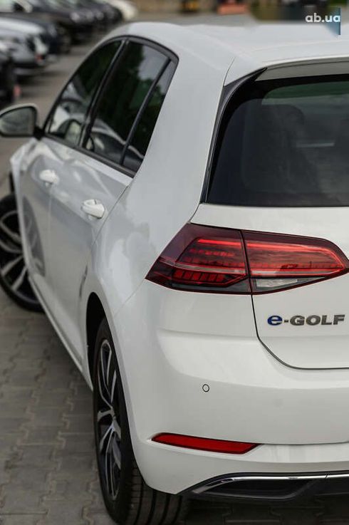 Volkswagen e-Golf 2019 - фото 15