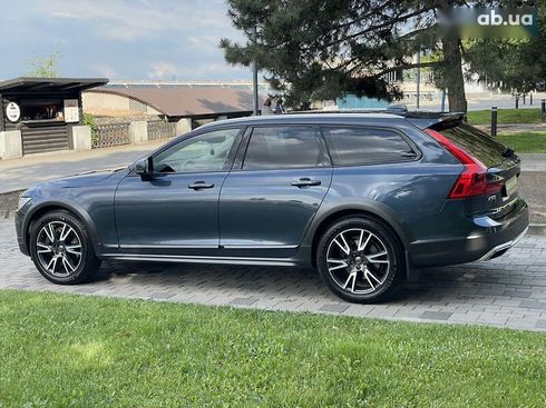 Volvo V90 Cross Country 2018 - фото 14