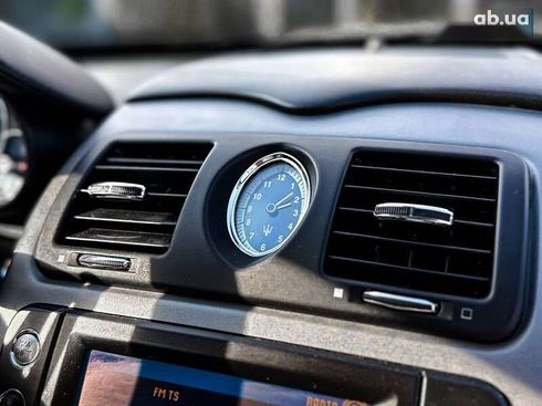 Maserati Quattroporte 2005 - фото 17