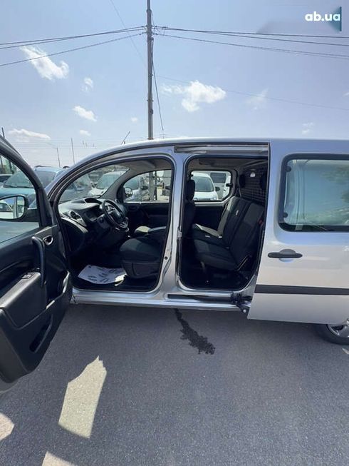 Renault Kangoo 2020 - фото 24