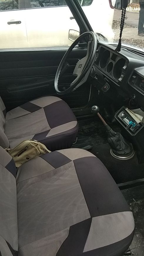 ВАЗ 2105 1996 бежевый - фото 7