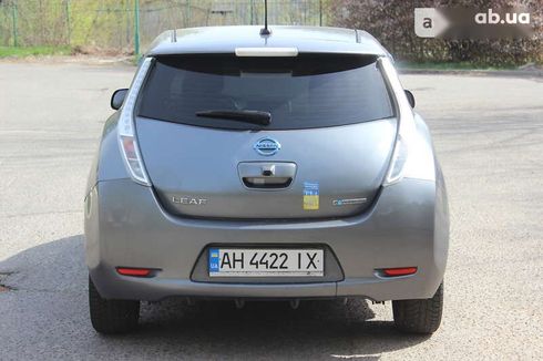 Nissan Leaf 2015 - фото 9