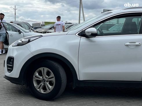 Kia Sportage 2016 белый - фото 13