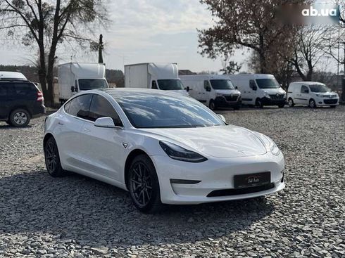 Tesla Model 3 2020 - фото 16