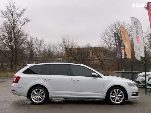Skoda Octavia 2019 - фото 22