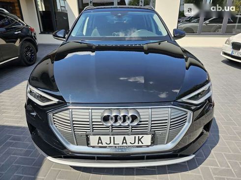 Audi E-Tron 2020 - фото 8