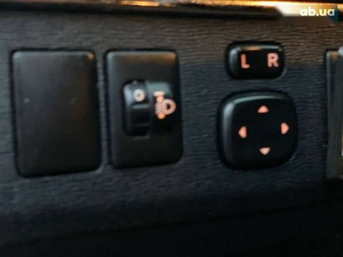 Toyota Avensis 2011 - фото 24