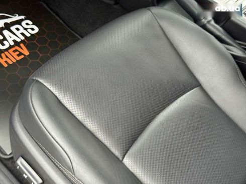 Toyota Land Cruiser Prado 2020 - фото 29