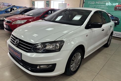 Volkswagen Polo 2017 белый - фото 7