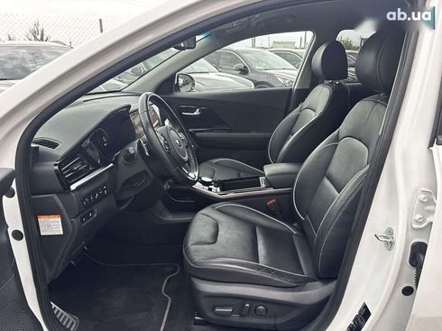 Kia Niro 2021 - фото 18
