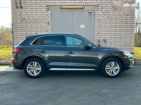 Audi Q5 2020 - фото 16