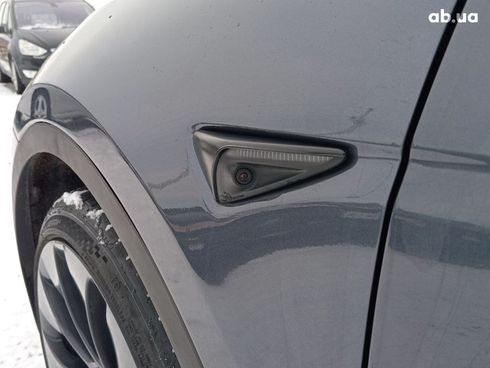 Tesla Model Y 2022 серый - фото 10