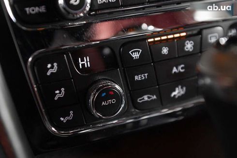 Bentley Continental GT 2012 - фото 30