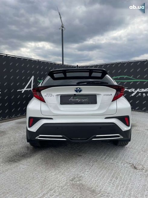 Toyota C-HR 2019 - фото 4