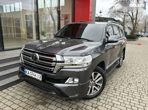 Toyota Land Cruiser 2016 - фото 7