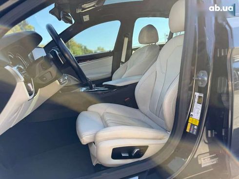 BMW 5 серия 2018 - фото 26