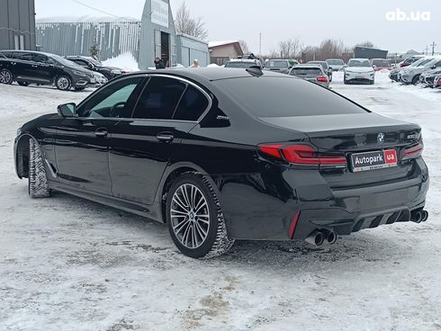 BMW 5 серия 2017 черный - фото 9