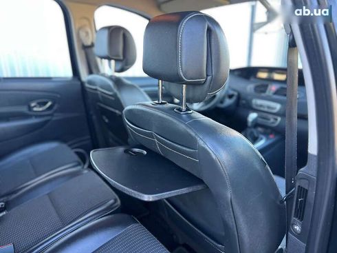 Renault Scenic 2011 - фото 27