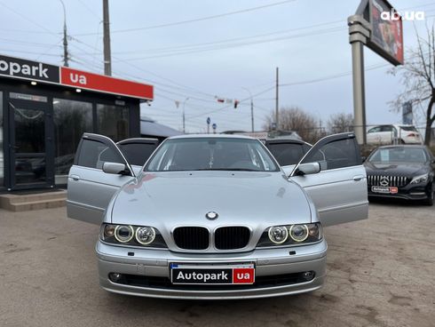 BMW 5 серия 2003 серый - фото 21