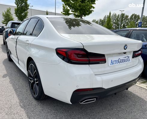 BMW 5 серия 2023 - фото 33