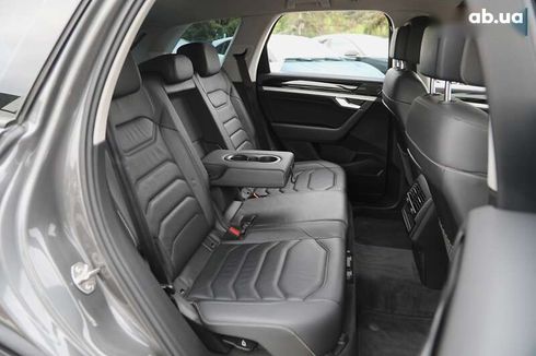 Volkswagen Touareg 2019 - фото 10