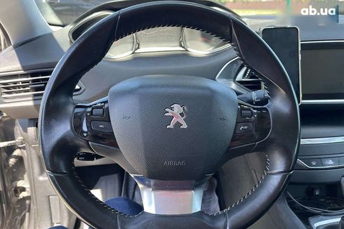 Peugeot 308 2017 - фото 15