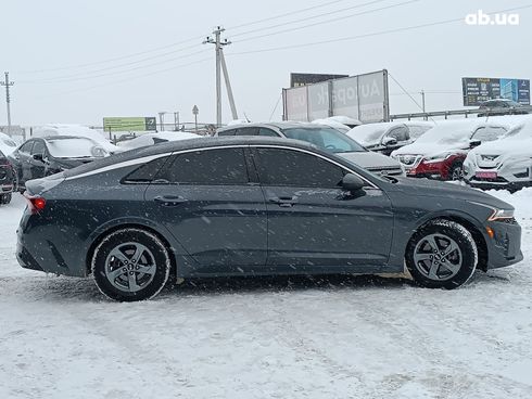 Kia K5 2020 серый - фото 17