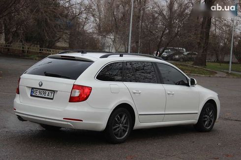 Skoda Superb 2011 - фото 7