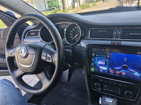 Skoda Superb 2010 - фото 17