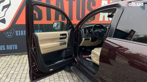 Toyota Sequoia 2013 - фото 15