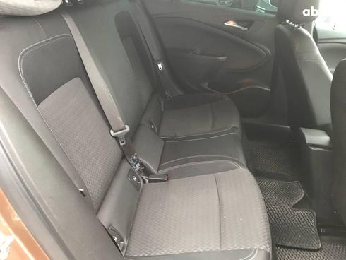 Opel Astra 2016 коричневый - фото 17