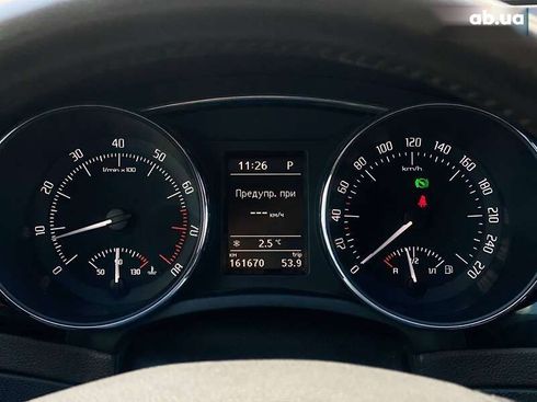 Skoda Superb 2012 - фото 23