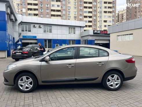 Renault Fluence 2015 бежевый - фото 2