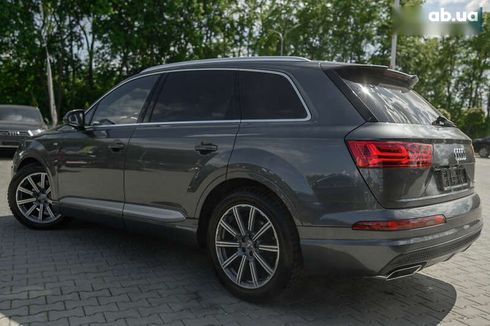 Audi Q7 2018 - фото 15