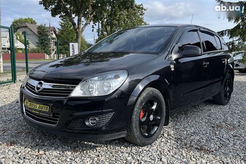 Opel Astra 2010 - фото 3