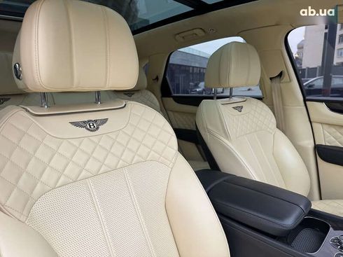 Bentley Bentayga 2018 - фото 29