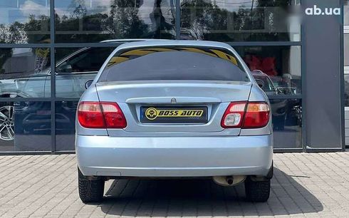 Nissan Almera 2004 - фото 5