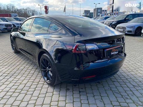 Tesla Model 3 2022 - фото 5