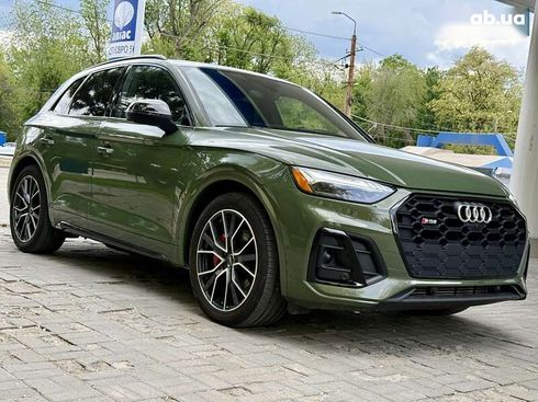 Audi SQ5 2021 - фото 11