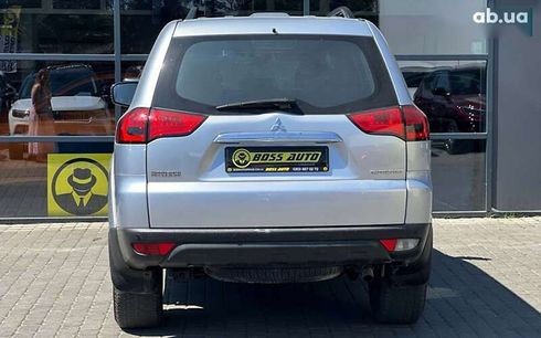 Mitsubishi Pajero Sport 2011 - фото 5